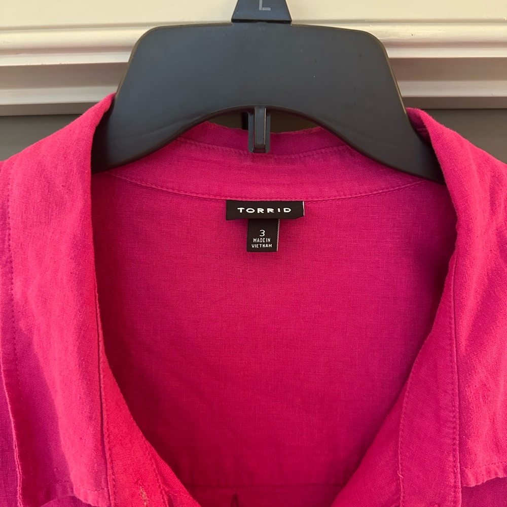 Torrid Fuchsia Linen Collared Shirt - Picture 2 of 3